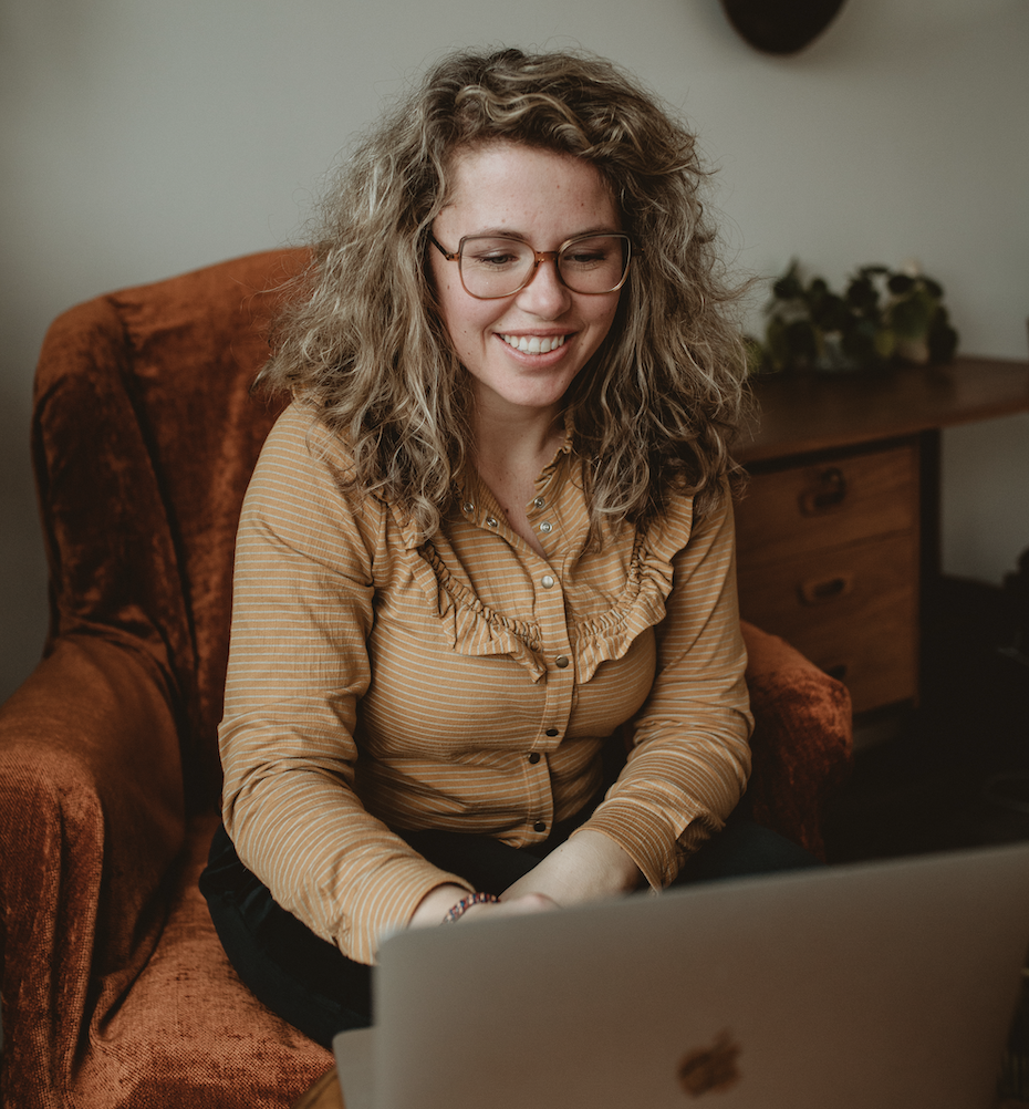 Contact Lisette Van der Werf